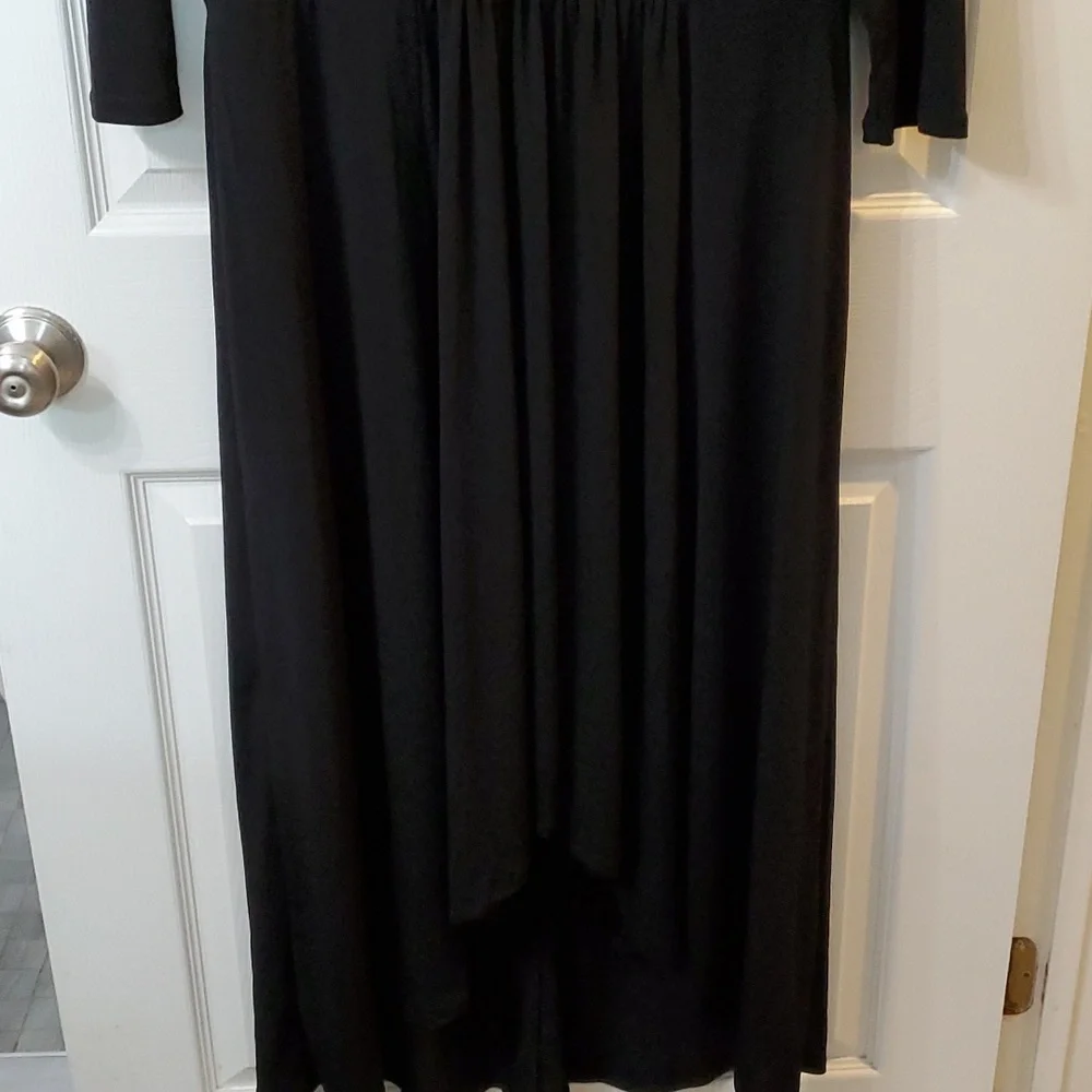 Torrid Black Dress NWT Size 1 Maxi hi low hem - Picture 3 of 3